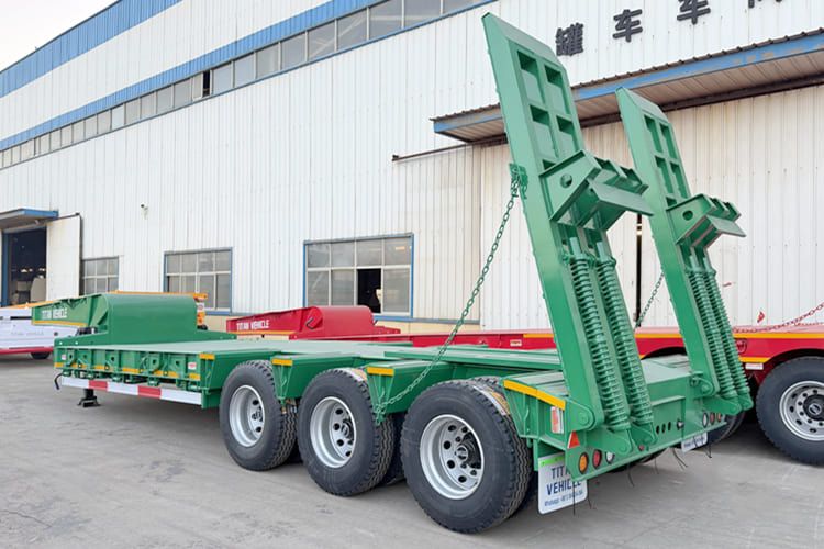 TITAN 80Ton Low Bed Semi Trailer 3 Axle Exposed Tyre for Heavy Equipment - Góndola rebajadas semirremolque: foto 2 TITAN 80Ton Low Bed Semi Trailer 3 Axle Exposed Tyre for Heavy Equipment - Góndola rebajadas semirremolque: foto 2
