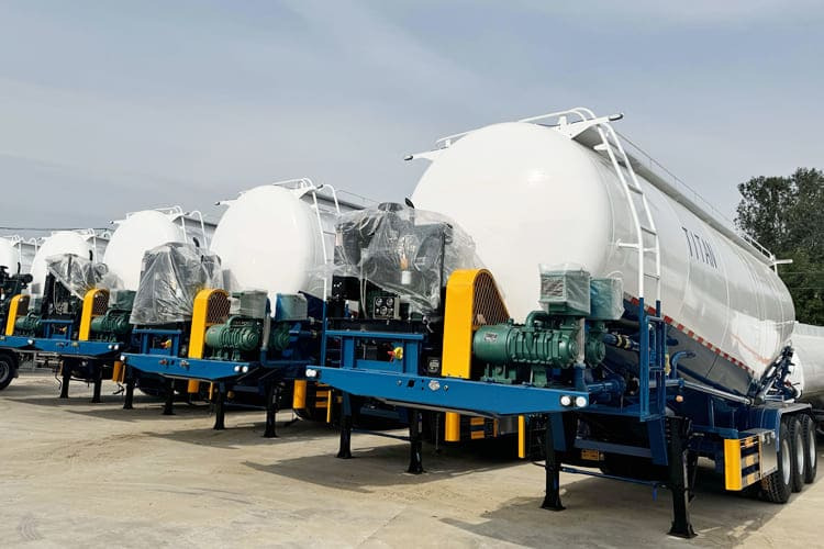 TITAN Bulk Cement Tanker Truck for Sale in Congo - Semirremolque silo: foto 2 TITAN Bulk Cement Tanker Truck for Sale in Congo - Semirremolque silo: foto 2