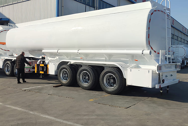 TITAN Fuel Tanker Superlink Trailer for Sale - Cisterna semirremolque: foto 5 TITAN Fuel Tanker Superlink Trailer for Sale - Cisterna semirremolque: foto 5
