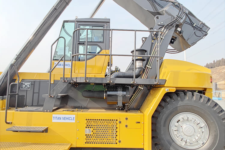 XCMG Container Reach Stacker for Sale in Ghana - Reach stacker: foto 5 XCMG Container Reach Stacker for Sale in Ghana - Reach stacker: foto 5