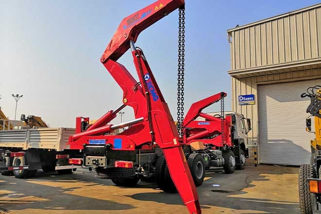 XCMG XCMG Side Loader Truck Container for Sale in Barbados - Portacontenedore/ Intercambiable camión: foto 4 XCMG XCMG Side Loader Truck Container for Sale in Barbados - Portacontenedore/ Intercambiable camión: foto 4