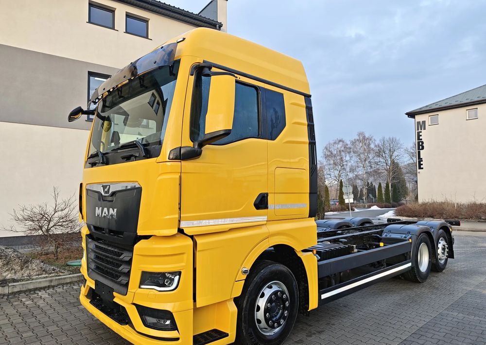 MAN TGX 26.470 6X2 oś skrętna rama do zabudowy - Chasis camión: foto 4 MAN TGX 26.470 6X2 oś skrętna rama do zabudowy - Chasis camión: foto 4