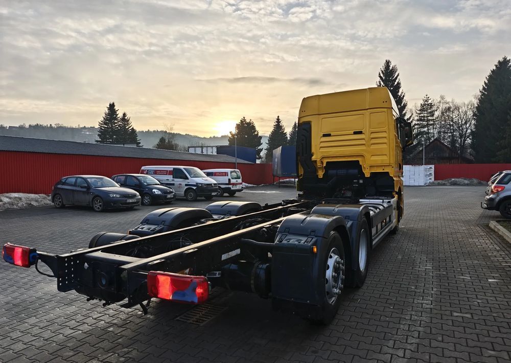 MAN TGX 26.470 6X2 oś skrętna rama do zabudowy - Chasis camión: foto 3 MAN TGX 26.470 6X2 oś skrętna rama do zabudowy - Chasis camión: foto 3