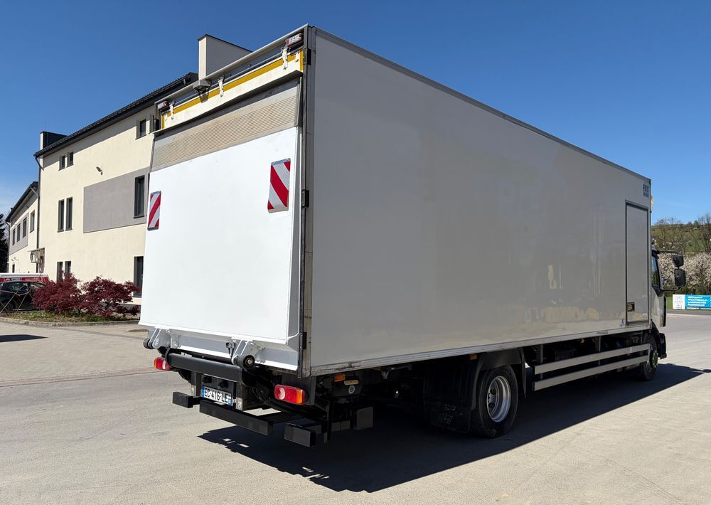 Renault D 16.250 Kontener kurierka izoterma 19 palet klima winda - Camión caja cerrada: foto 4 Renault D 16.250 Kontener kurierka izoterma 19 palet klima winda - Camión caja cerrada: foto 4