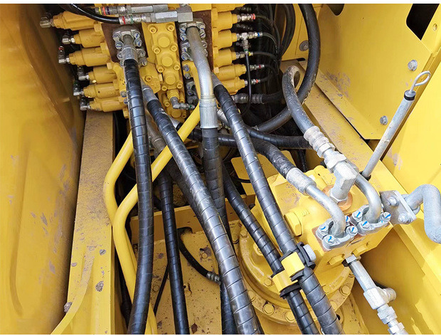 Excavadora de cadenas 2022 Komatsu PC200: foto 12
