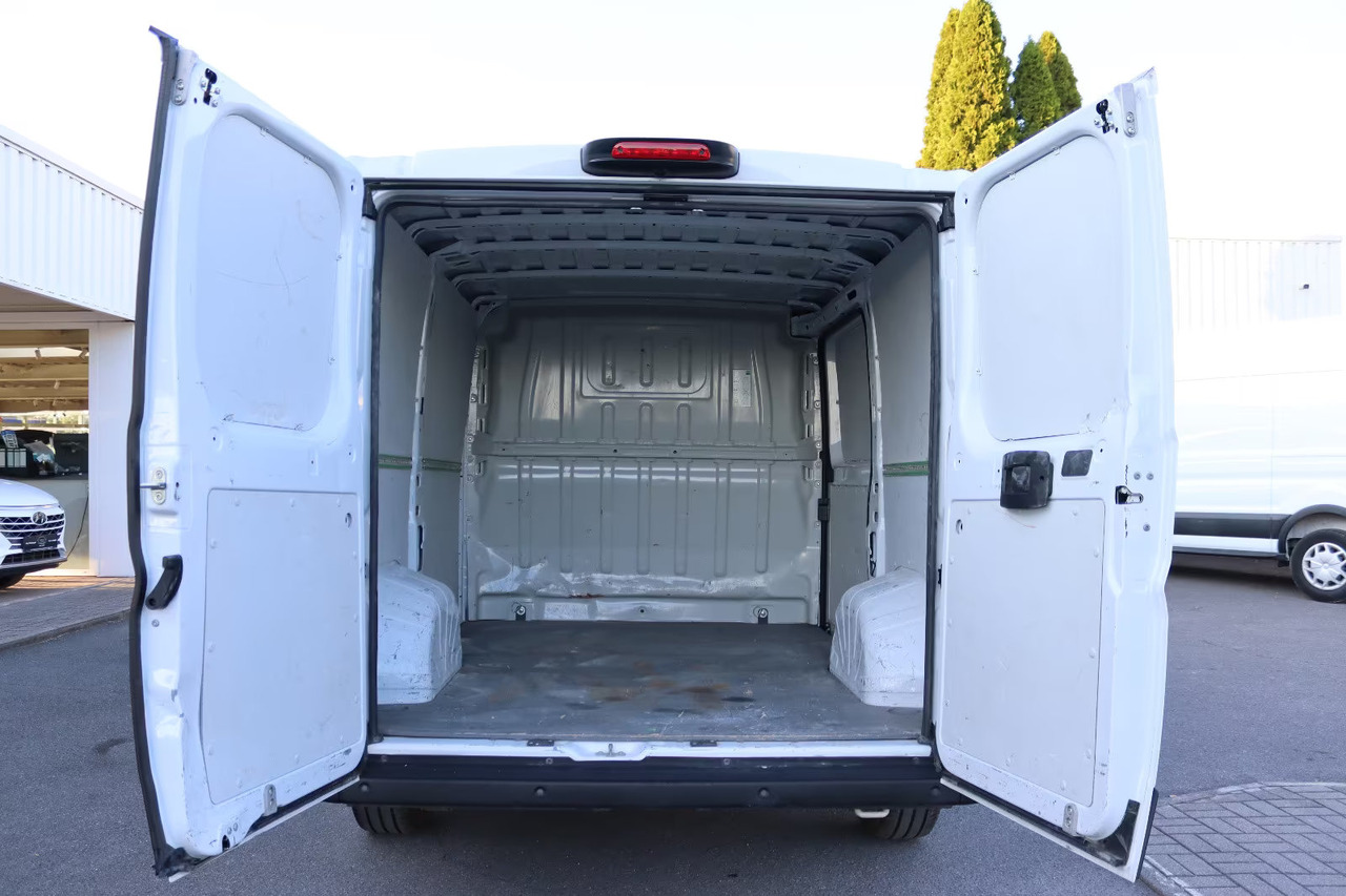 Furgoneta pequeña Opel Movano: foto 9