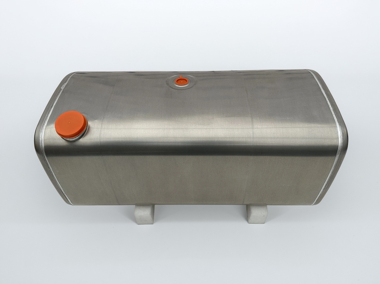 VOLVO - Depósito de combustible: foto 1 VOLVO - Depósito de combustible: foto 1