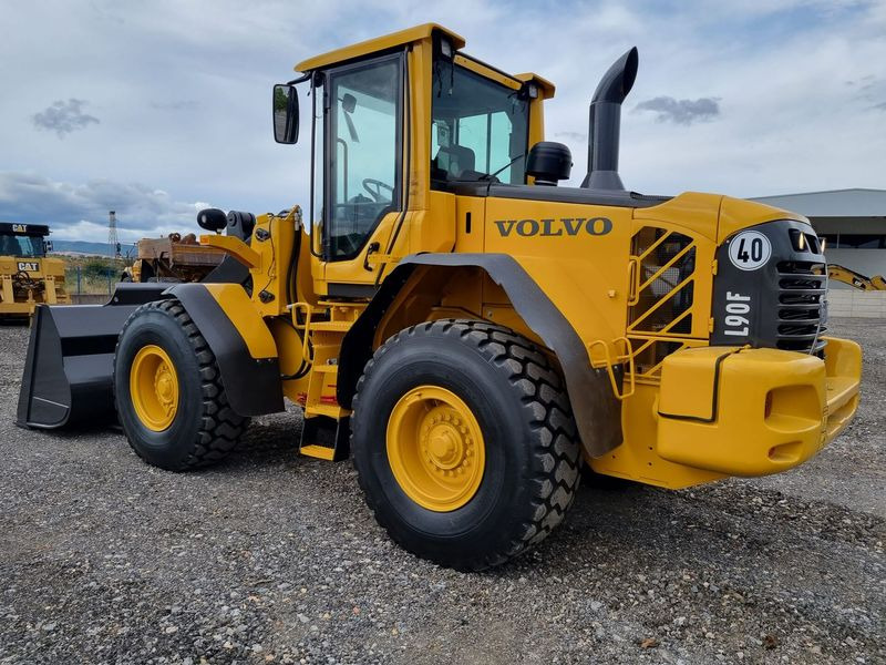 CATERPILLAR L90F - Cargadora de ruedas: foto 4 CATERPILLAR L90F - Cargadora de ruedas: foto 4