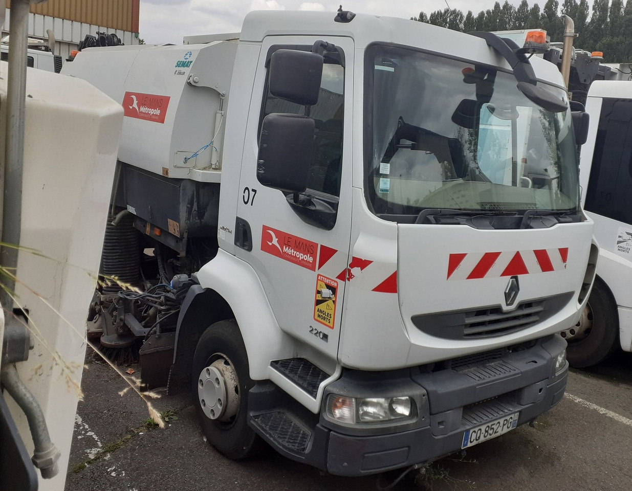 CQ-852-PG - Balayeuse SEMAT - Barredora vial: foto 1 CQ-852-PG - Balayeuse SEMAT - Barredora vial: foto 1