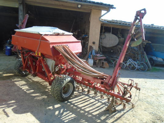 Kverneland DV6 - Sembradora: foto 2 Kverneland DV6 - Sembradora: foto 2