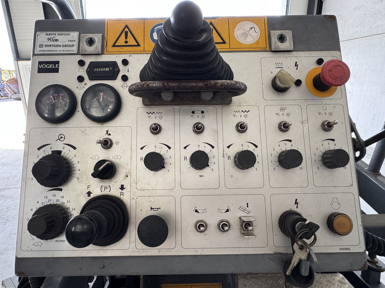 Vögele Super 800 - Pavimentadora de asfalto: foto 4 Vögele Super 800 - Pavimentadora de asfalto: foto 4