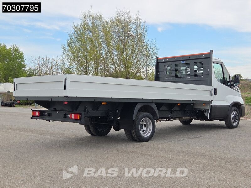 Iveco Daily 35C21 3,0-Liter-Automatik 210 PS, Zwillingsbereifung hinten, Pritsche, LED,Kamera, Einparkhilfe, CarPlay, 3,5 t Anhängelast, Eur - Caja abierta furgoneta: foto 5 Iveco Daily 35C21 3,0-Liter-Automatik 210 PS, Zwillingsbereifung hinten, Pritsche, LED,Kamera, Einparkhilfe, CarPlay, 3,5 t Anhängelast, Eur - Caja abierta furgoneta: foto 5