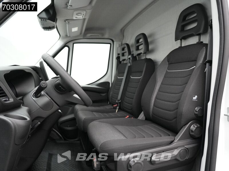 Furgón nuevo Iveco Daily 35S21 Neu! 3.0L Automatik L2H2 ACC LED Kamera CarPlay Parkensensoren Sitzheizung 3,5t Anhangelast Euro6 L2 A/C: foto 16 Furgón nuevo Iveco Daily 35S21 Neu! 3.0L Automatik L2H2 ACC LED Kamera CarPlay Parkensensoren Sitzheizung 3,5t Anhangelast Euro6 L2 A/C: foto 16