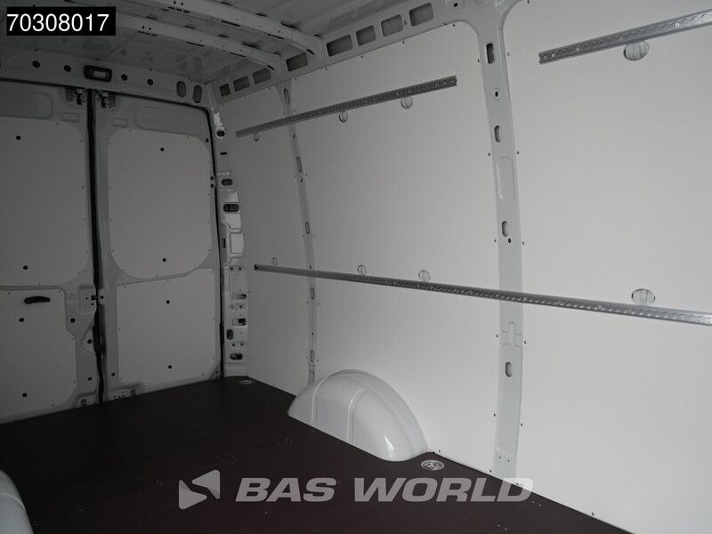 Furgón nuevo Iveco Daily 35S21 Neu! 3.0L Automatik L2H2 ACC LED Kamera CarPlay Parkensensoren Sitzheizung 3,5t Anhangelast Euro6 L2 A/C: foto 14