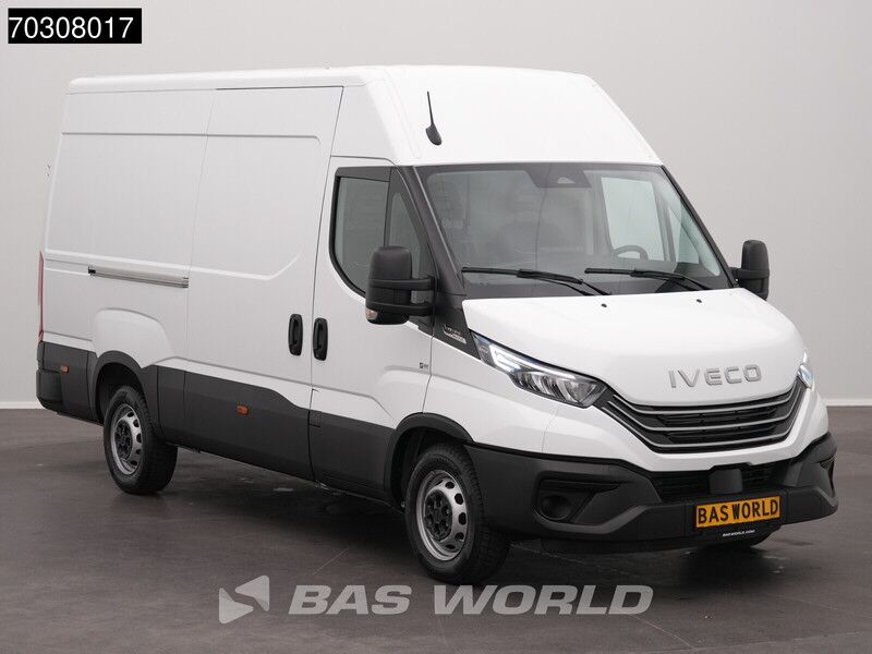 Furgón nuevo Iveco Daily 35S21 Neu! 3.0L Automatik L2H2 ACC LED Kamera CarPlay Parkensensoren Sitzheizung 3,5t Anhangelast Euro6 L2 A/C: foto 8 Furgón nuevo Iveco Daily 35S21 Neu! 3.0L Automatik L2H2 ACC LED Kamera CarPlay Parkensensoren Sitzheizung 3,5t Anhangelast Euro6 L2 A/C: foto 8
