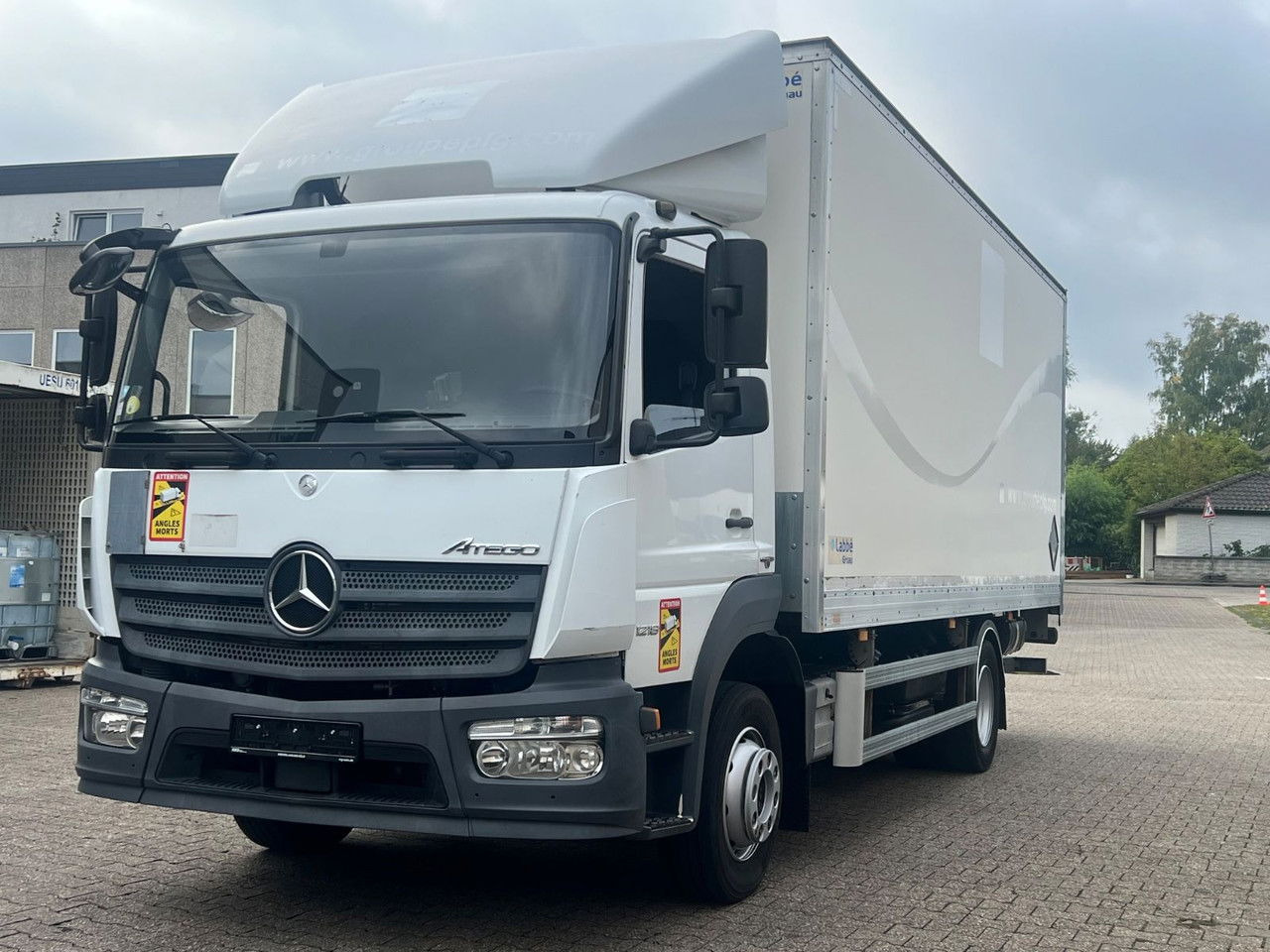Mercedes-Benz Atego 1218 L Classic-Vermietung möglich-ADR-LBW - Camión caja cerrada: foto 1 Mercedes-Benz Atego 1218 L Classic-Vermietung möglich-ADR-LBW - Camión caja cerrada: foto 1