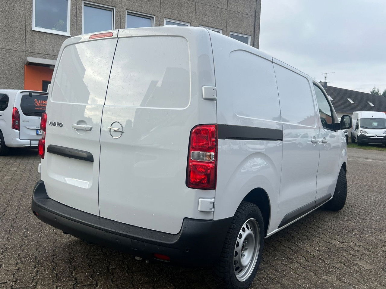 Furgón nuevo Opel Vivaro Cargo L2 H1 120 PS Allwetter AHK Rückfahr: foto 13