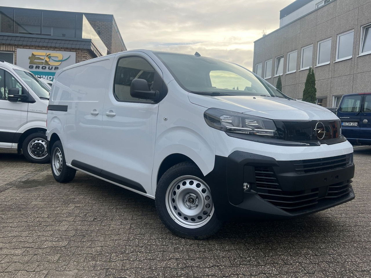 Furgón nuevo Opel Vivaro Cargo L2 H1 120 PS Allwetter AHK Rückfahr: foto 12