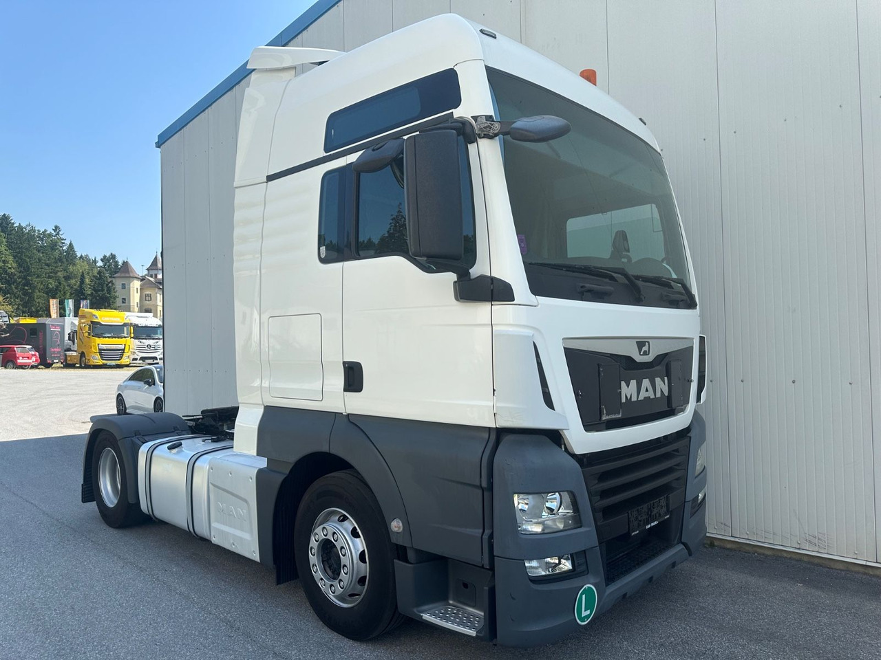 MAN TGX 18.460 XXL Intarder/Standklima - Cabeza tractora: foto 2 MAN TGX 18.460 XXL Intarder/Standklima - Cabeza tractora: foto 2