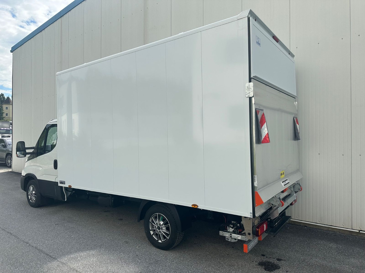 Iveco Daily 35S14 8g HiMatic LBW Mod 2025 - Furgoneta: foto 3 Iveco Daily 35S14 8g HiMatic LBW Mod 2025 - Furgoneta: foto 3