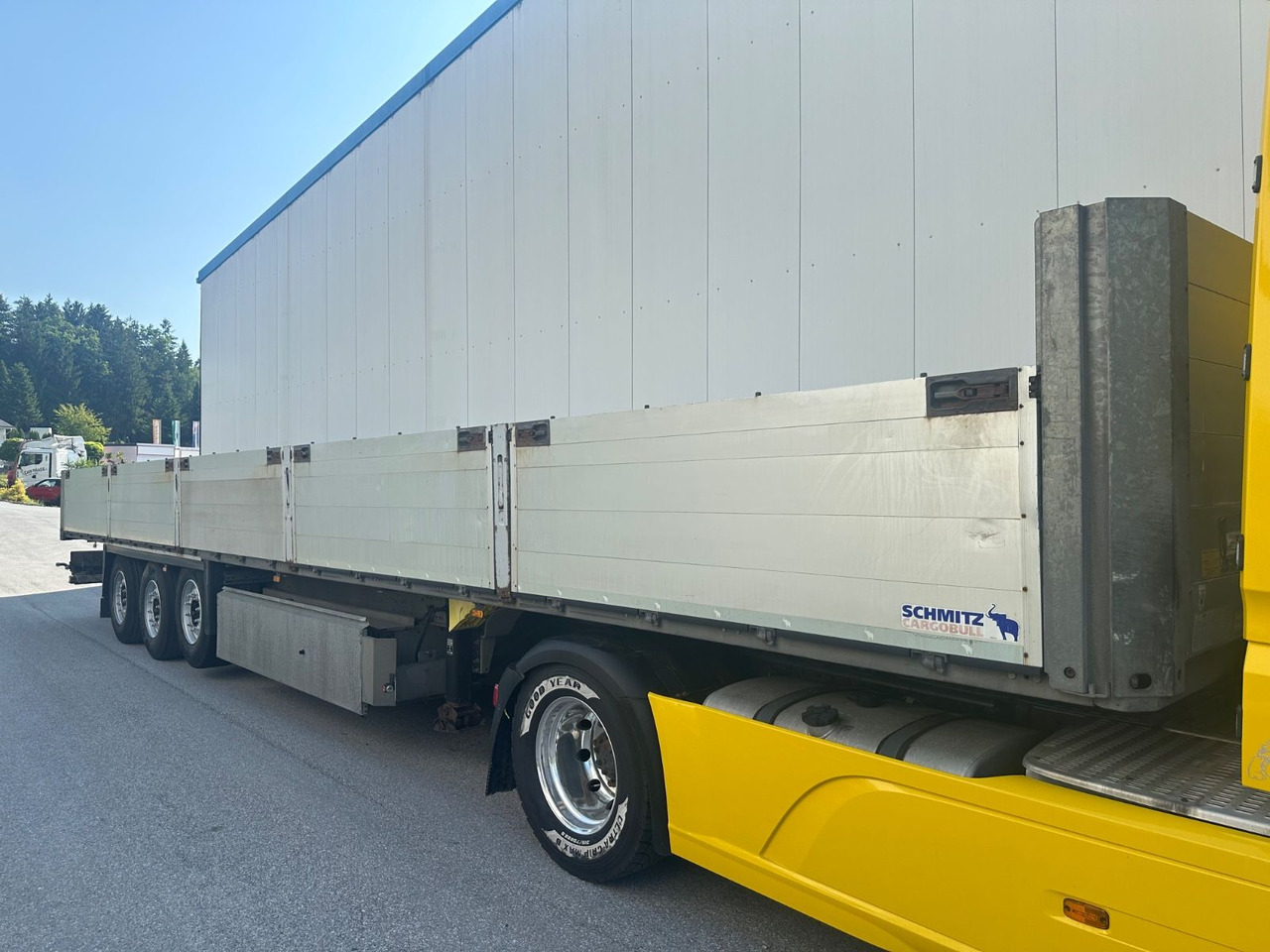 Schmitz Cargobull SCB 24 Bordwand 800 Lift Pal-Kast - Semirremolque plataforma/ Caja abierta: foto 2 Schmitz Cargobull SCB 24 Bordwand 800 Lift Pal-Kast - Semirremolque plataforma/ Caja abierta: foto 2