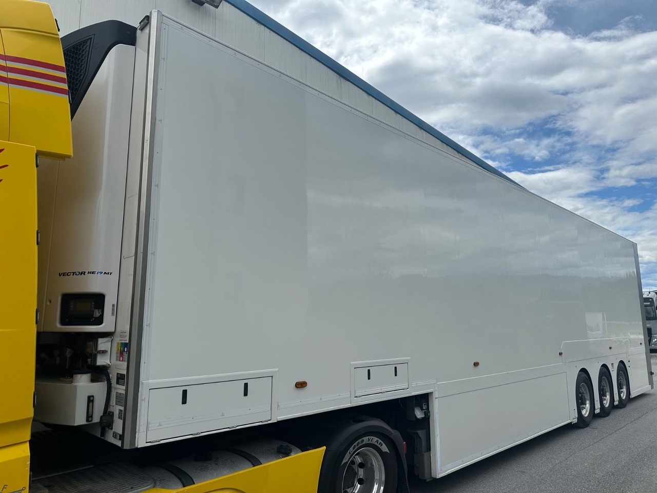 Van Eck Dubbeldeck T3Z Carrier Multi/Temp - Caja cerrada semirremolque: foto 1 Van Eck Dubbeldeck T3Z Carrier Multi/Temp - Caja cerrada semirremolque: foto 1