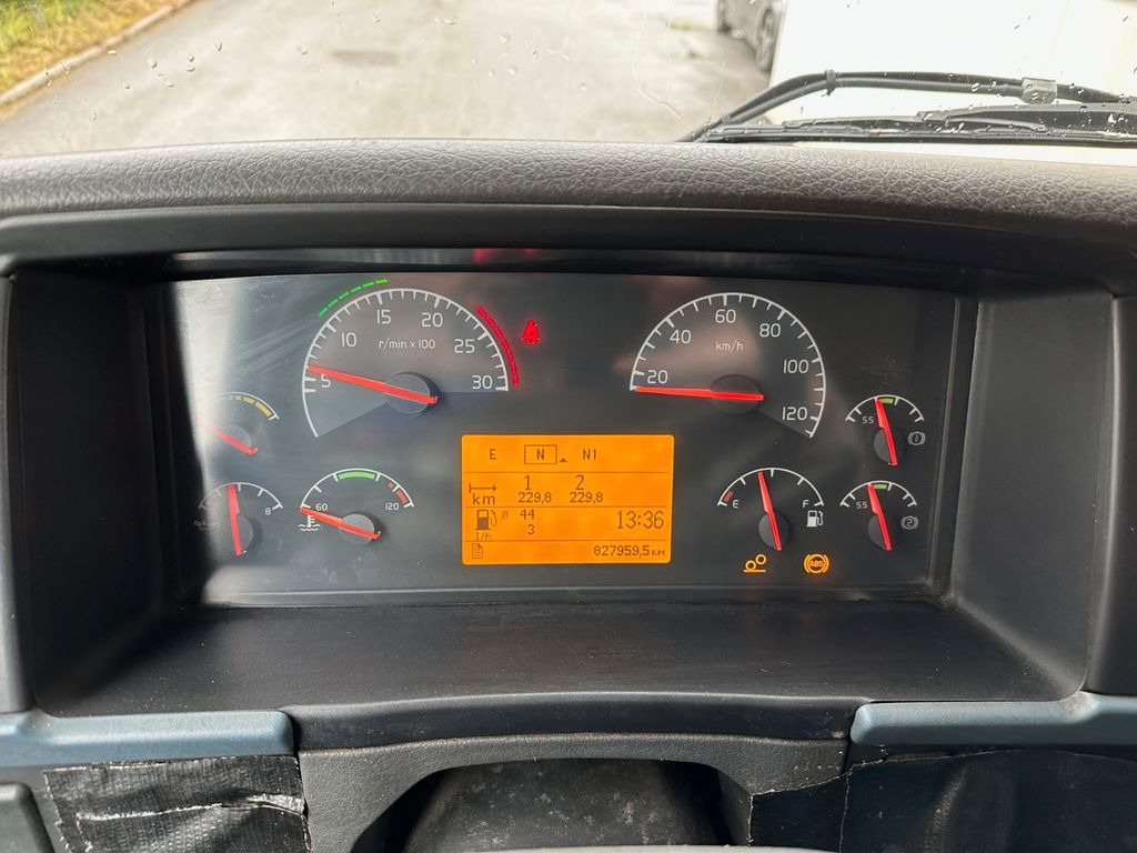 Leasing financiero de Volvo FM 440  VEB+ Analog  Supra 850  leasing Volvo FM 440  VEB+ Analog  Supra 850: foto 6