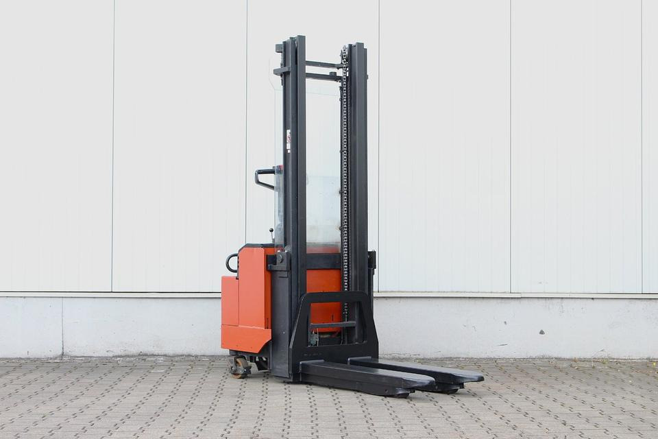 BT LSV1250 - 3400mm - Apilador: foto 4 BT LSV1250 - 3400mm - Apilador: foto 4