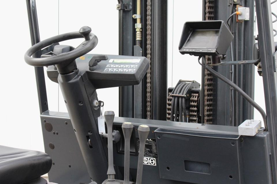 Leasing financiero de STILL R70-40T Gas  Triplex 4t Klammergabel leasing STILL R70-40T Gas  Triplex 4t Klammergabel: foto 17