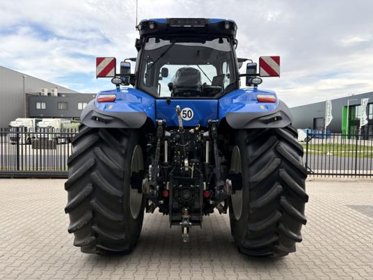 NEW HOLLAND New Holland T8.350 PLMi Genesis - Tractor: foto 4 NEW HOLLAND New Holland T8.350 PLMi Genesis - Tractor: foto 4