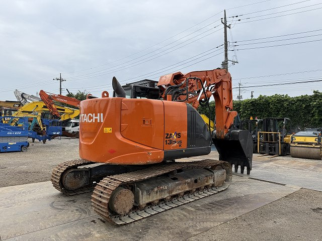 HITACHI ZX135USK-5B - Excavadora de cadenas: foto 4 HITACHI ZX135USK-5B - Excavadora de cadenas: foto 4