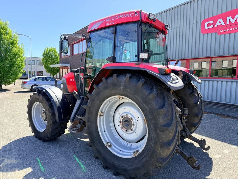 Mc Cormick MC115 - Tractor: foto 2 Mc Cormick MC115 - Tractor: foto 2