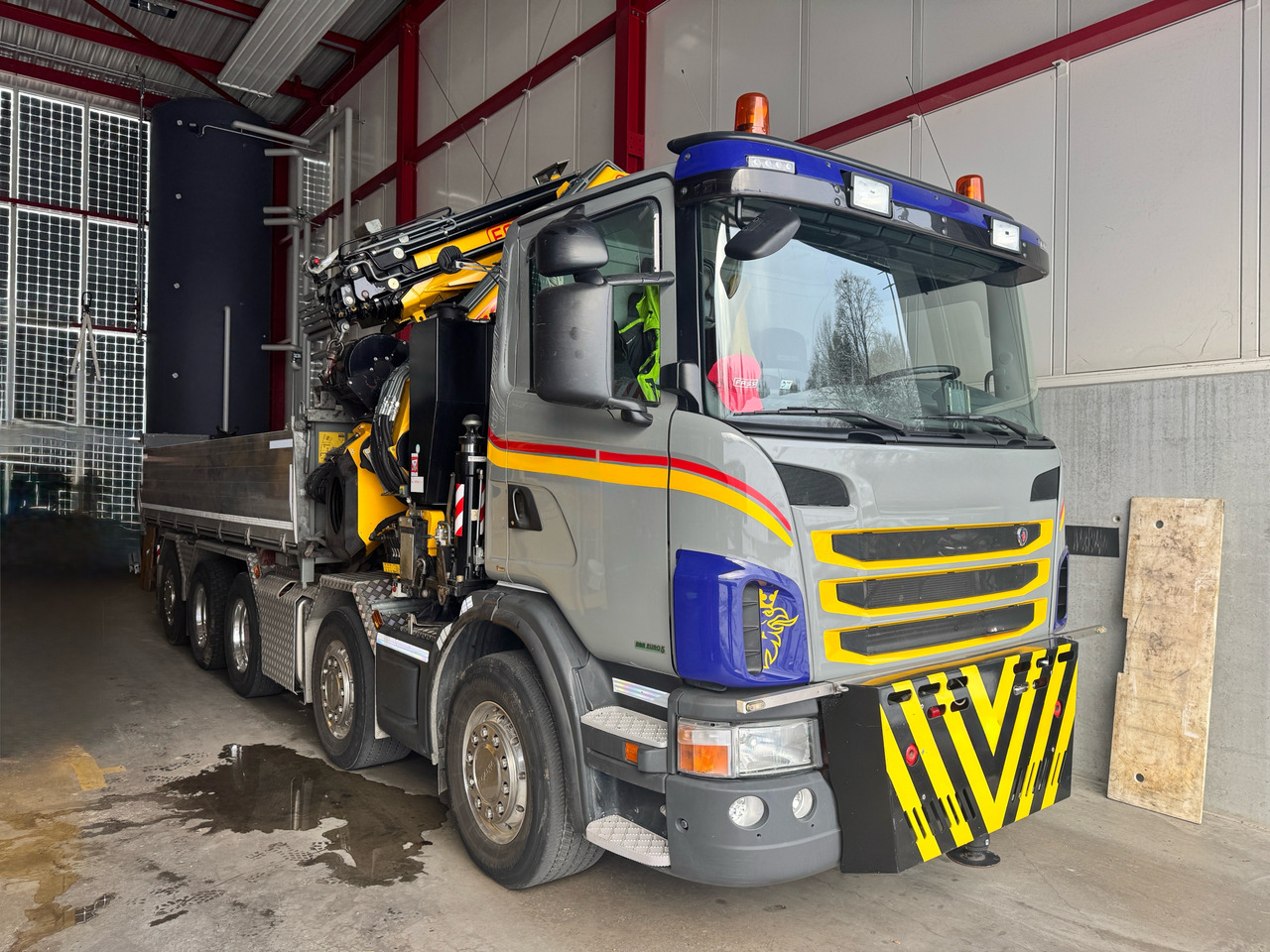 SCANIA G480 10x4 Fassi F950 *72‘000 KM* - Camión grúa: foto 1 SCANIA G480 10x4 Fassi F950 *72‘000 KM* - Camión grúa: foto 1