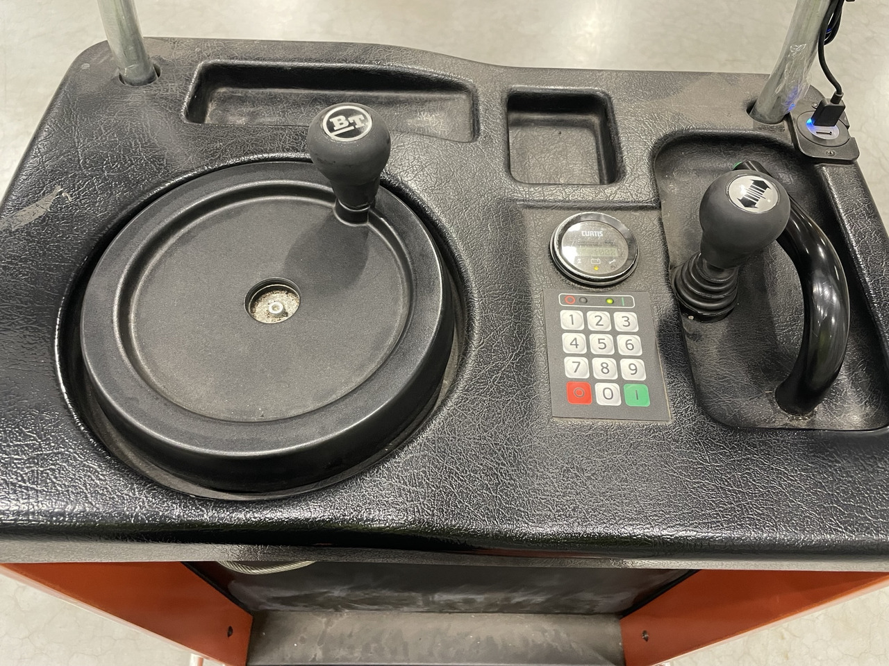 BT 609 AC TT - Recoge pedidos: foto 3 BT 609 AC TT - Recoge pedidos: foto 3