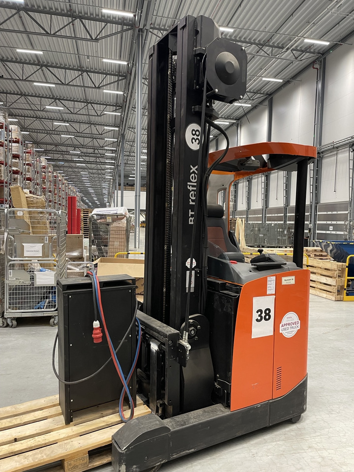 TOYOTA BT-RRE 160E - Retráctil: foto 5 TOYOTA BT-RRE 160E - Retráctil: foto 5