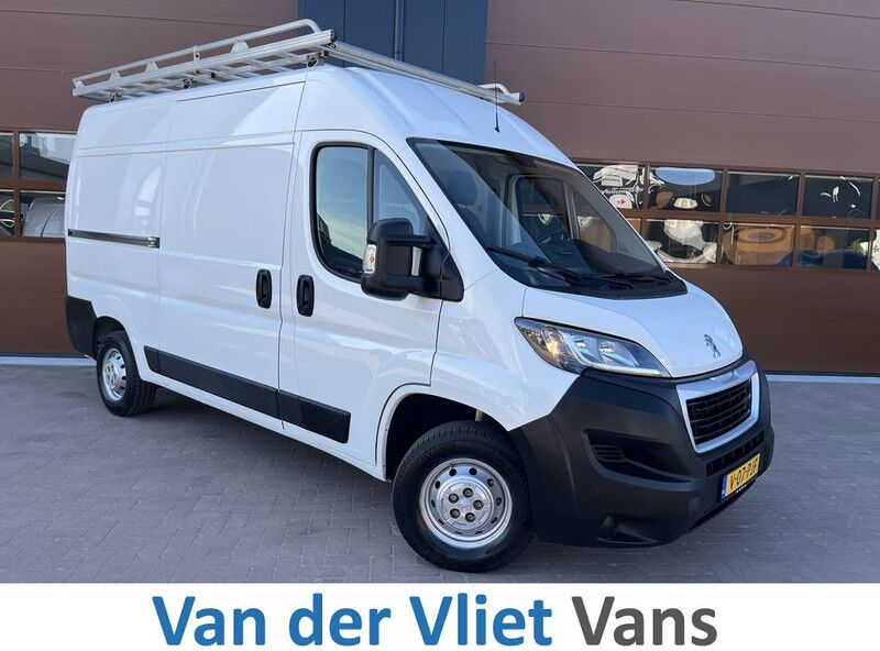 Peugeot Boxer 2.0 BlueHDI L2H2 Pro 3p Lease €276 p/m, Imperiaal, Inrichting, Airco, Camera, PDC, Cruise controle, Onderhoudshistorie aanwezig - Furgón: foto 1 Peugeot Boxer 2.0 BlueHDI L2H2 Pro 3p Lease €276 p/m, Imperiaal, Inrichting, Airco, Camera, PDC, Cruise controle, Onderhoudshistorie aanwezig - Furgón: foto 1