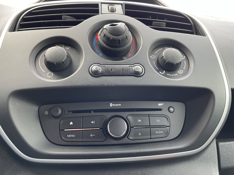 Furgoneta pequeña Renault Kangoo 1.5 dCi E6 90pk R-link BPM Vrij! Lease €171 p/m, Airco, Navi + Camera, PDC, Volledig onderhoudshistorie aanwezig: foto 10 Furgoneta pequeña Renault Kangoo 1.5 dCi E6 90pk R-link BPM Vrij! Lease €171 p/m, Airco, Navi + Camera, PDC, Volledig onderhoudshistorie aanwezig: foto 10