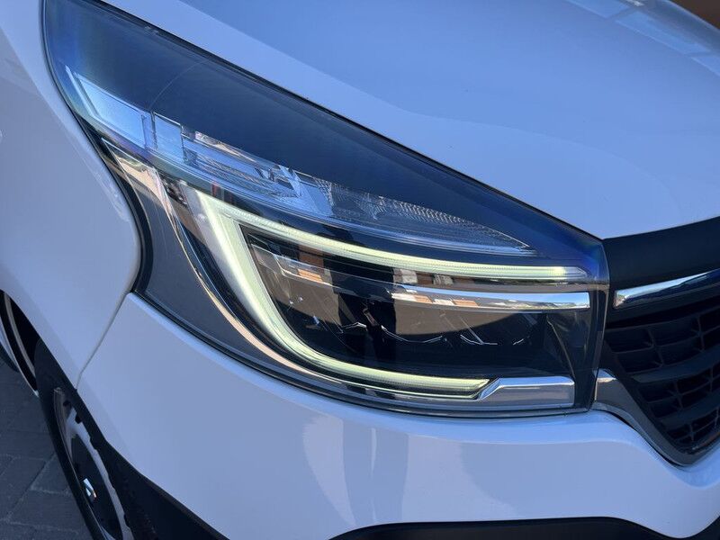 Furgoneta pequeña Renault Trafic 1.6 dCi E6 Comfort Lease €236 p/m, 2x Schuifdeur, Airco, PDC, Cruise controle, Onderhoudshistorie aanwezig: foto 18 Furgoneta pequeña Renault Trafic 1.6 dCi E6 Comfort Lease €236 p/m, 2x Schuifdeur, Airco, PDC, Cruise controle, Onderhoudshistorie aanwezig: foto 18