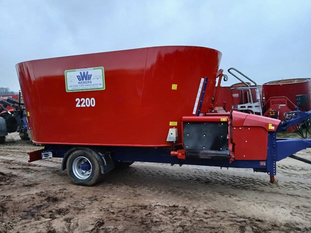 Mayer Siloking Futtermischwagen 20-30cb  - Desensiladora: foto 1 Mayer Siloking Futtermischwagen 20-30cb  - Desensiladora: foto 1