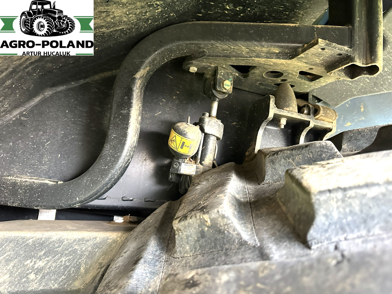 NEW HOLLAND T 8.435 HD SMARTTRAX - 2024 ROK - 1126 h - Tractor: foto 5 NEW HOLLAND T 8.435 HD SMARTTRAX - 2024 ROK - 1126 h - Tractor: foto 5