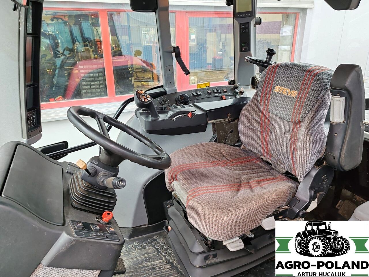 STEYR 6175 CVT - OBROTOWY FOTEL + KIEROWNICA - 7604 H - TUZ - WOM - 2007 ROK - Tractor: foto 3 STEYR 6175 CVT - OBROTOWY FOTEL + KIEROWNICA - 7604 H - TUZ - WOM - 2007 ROK - Tractor: foto 3