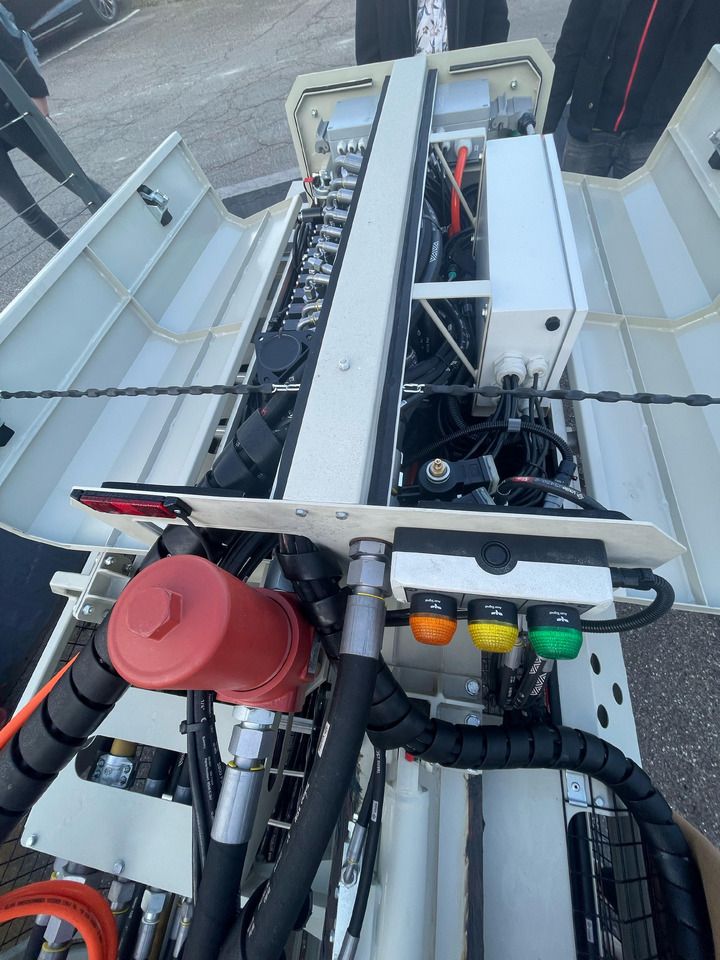 COMACCHIO MC-E 15 - Equipo de construcción: foto 4 COMACCHIO MC-E 15 - Equipo de construcción: foto 4