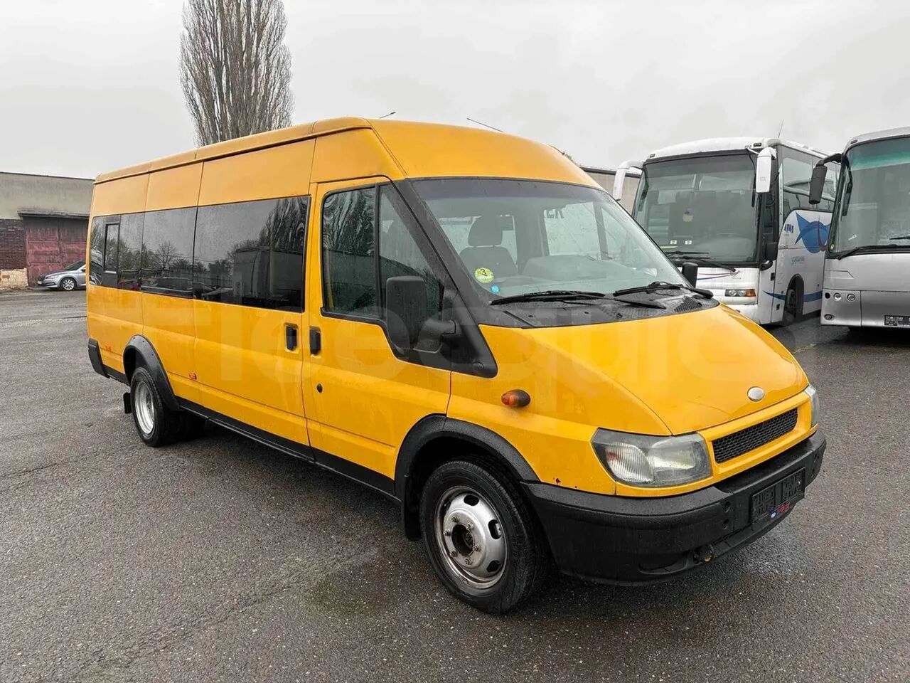 Autobús suburbano Ford Transit: foto 8