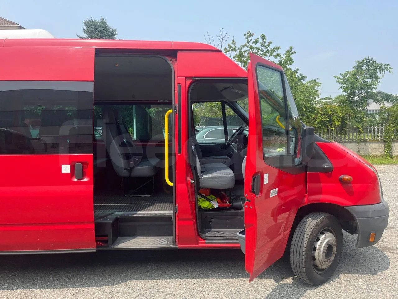 Leasing financiero de  Ford Transit Tourneo leasing Ford Transit Tourneo: foto 10 Leasing financiero de  Ford Transit Tourneo leasing Ford Transit Tourneo: foto 10