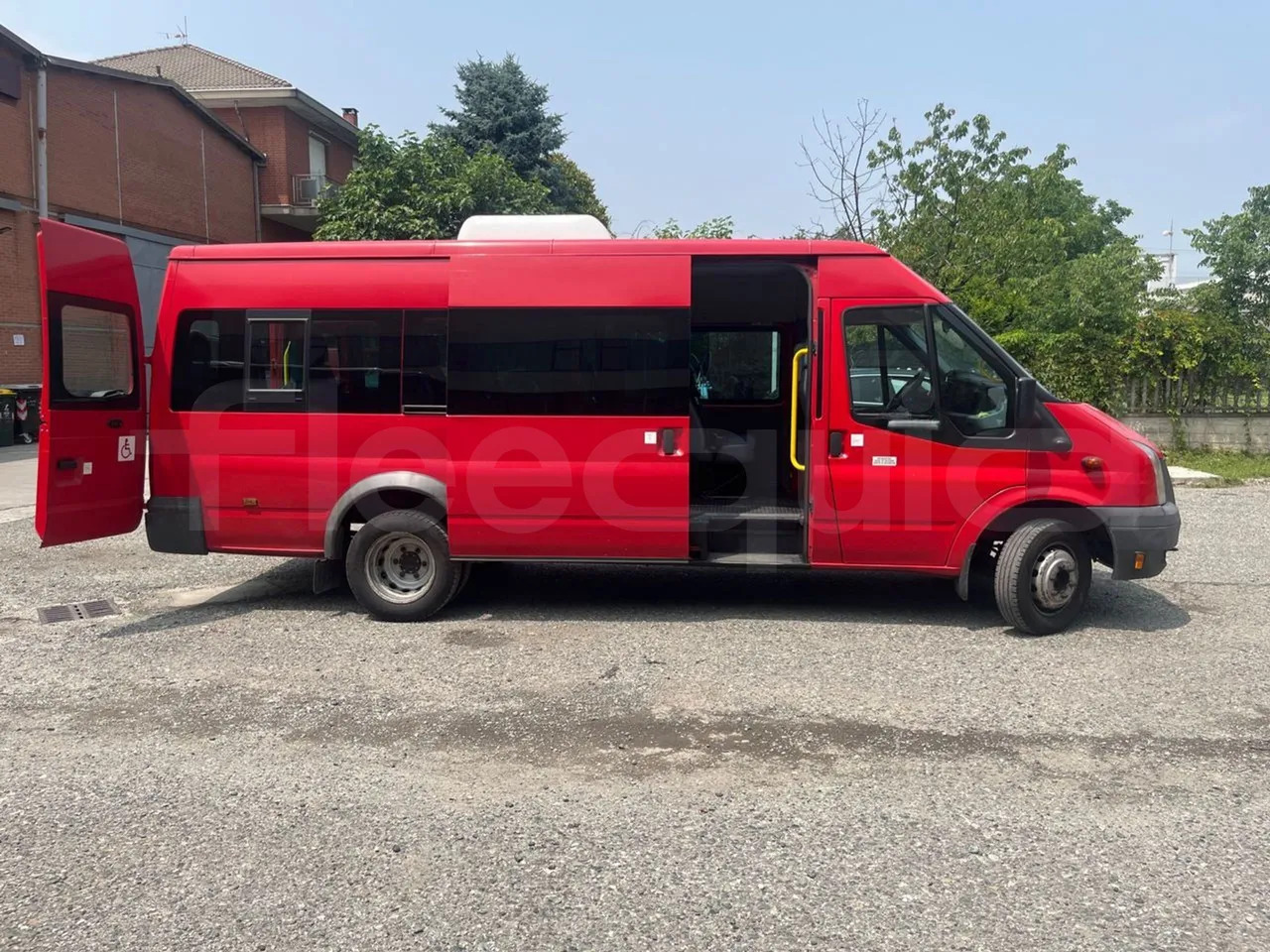 Leasing financiero de  Ford Transit Tourneo leasing Ford Transit Tourneo: foto 9 Leasing financiero de  Ford Transit Tourneo leasing Ford Transit Tourneo: foto 9