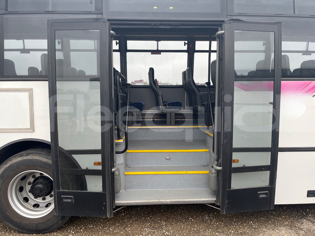 Leasing financiero de Irisbus 397E.12 leasing Irisbus 397E.12: foto 14 Leasing financiero de Irisbus 397E.12 leasing Irisbus 397E.12: foto 14