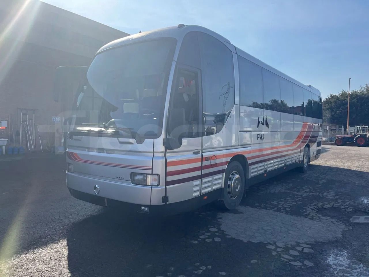 Iveco 380 - Autocar: foto 2 Iveco 380 - Autocar: foto 2