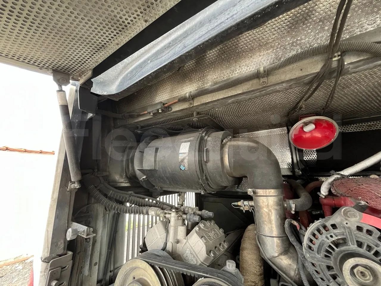 Leasing financiero de  King Long XMQ6996 leasing King Long XMQ6996: foto 18