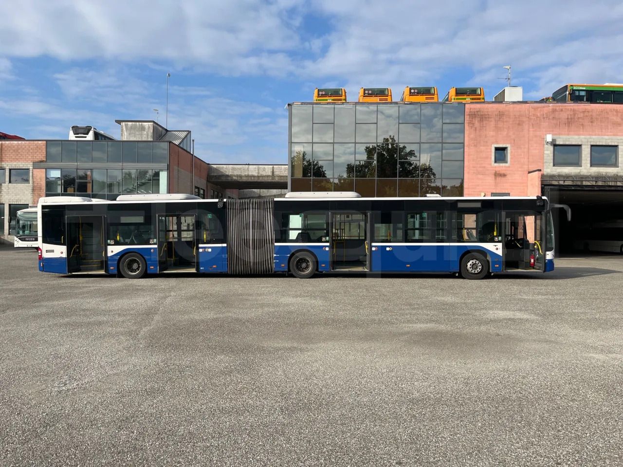 Autobús articulado Mercedes-Benz Conecto: foto 12