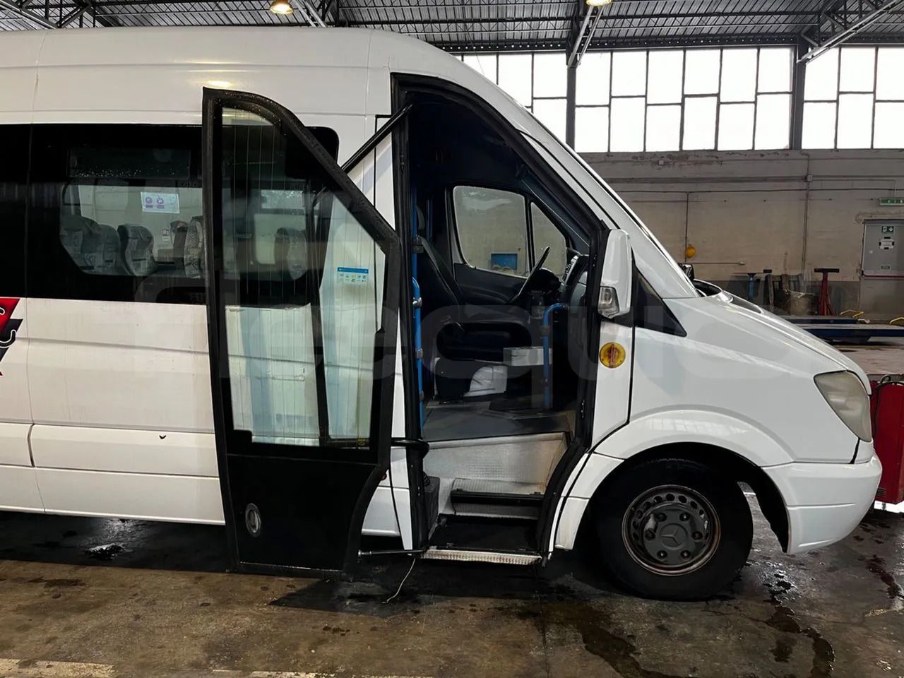 Leasing financiero de  Mercedes-Benz Sprinter leasing Mercedes-Benz Sprinter: foto 12